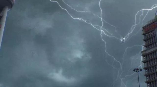 大雨傾城的這個(gè)季節(jié)，智慧城市安防監(jiān)控給你關(guān)懷